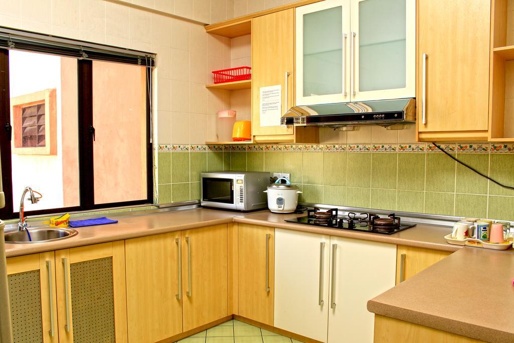 Marina Court Kota Kinabalu-Stay And Get Cash Rebate מראה חיצוני תמונה
