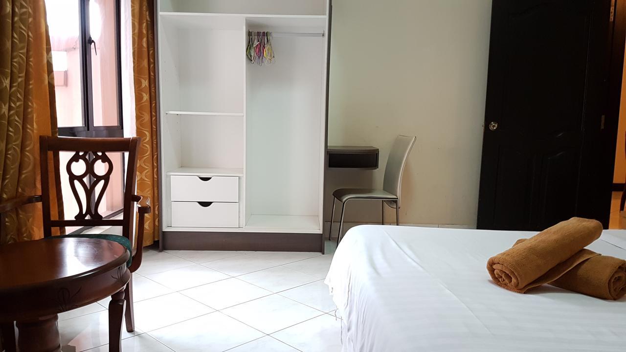 Marina Court Kota Kinabalu-Stay And Get Cash Rebate מראה חיצוני תמונה
