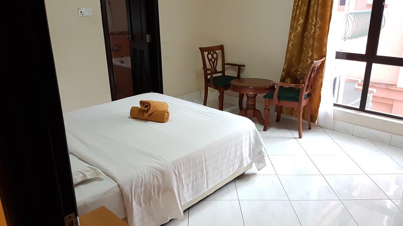 Marina Court Kota Kinabalu-Stay And Get Cash Rebate מראה חיצוני תמונה