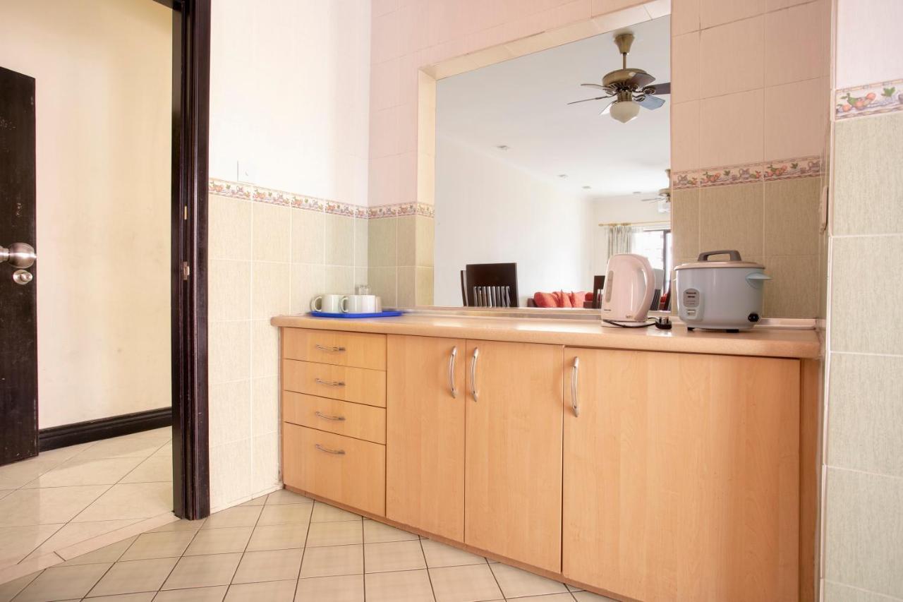 Marina Court Kota Kinabalu-Stay And Get Cash Rebate מראה חיצוני תמונה